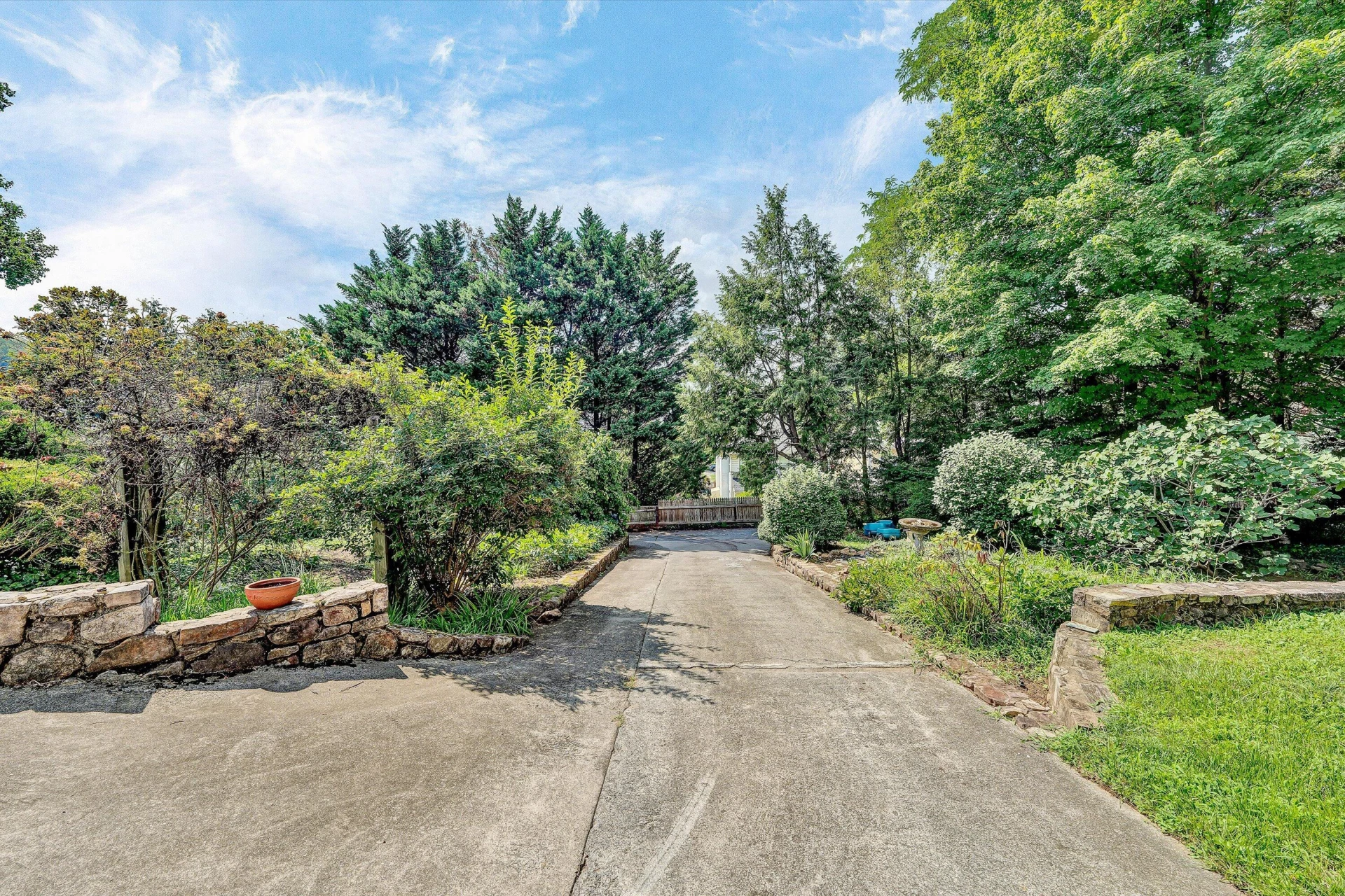 2421 Cornwallis AVE SE - Photo 44