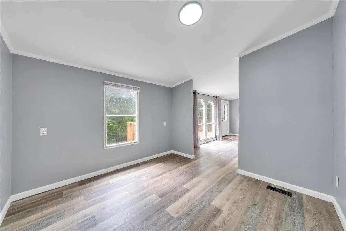 8444 Jeters Chapel RD - Photo 15