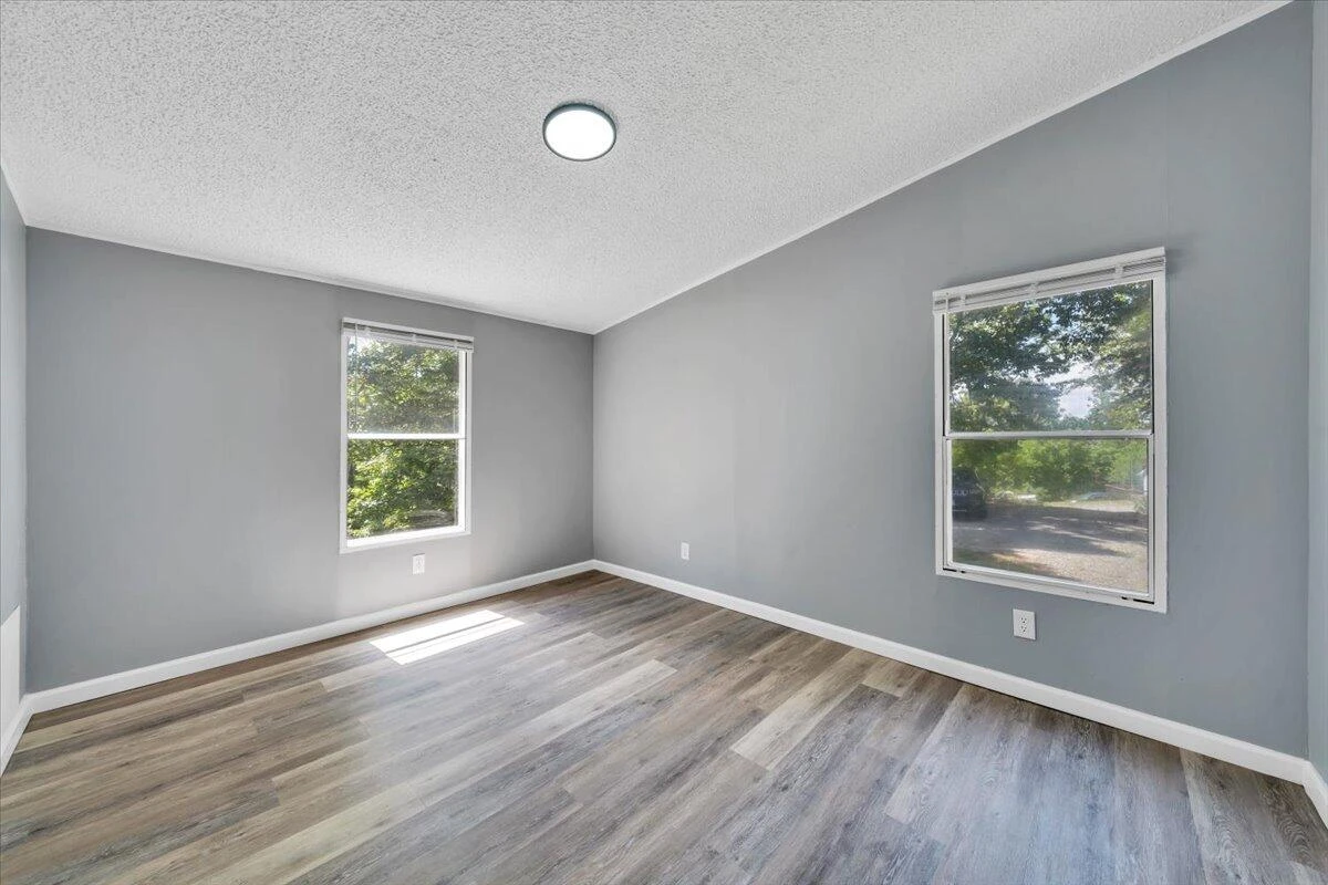 8444 Jeters Chapel RD - Photo 32