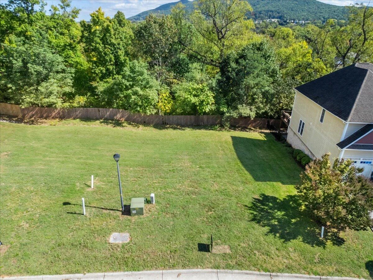 4891 Summerville LN - Photo 4