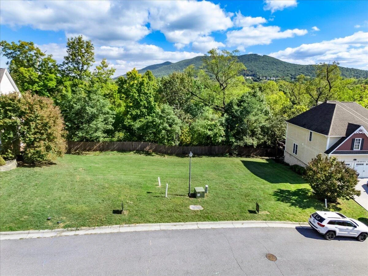 4891 Summerville LN - Photo 5