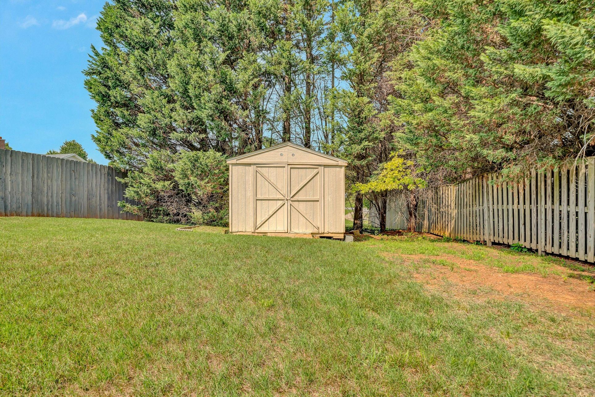 2517 Bloomfield AVE - Photo 33
