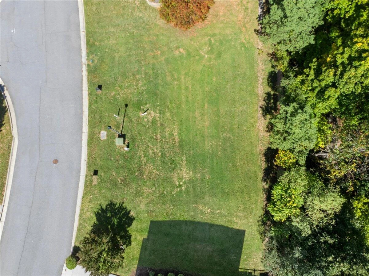 0 Summerville LN - Photo 5
