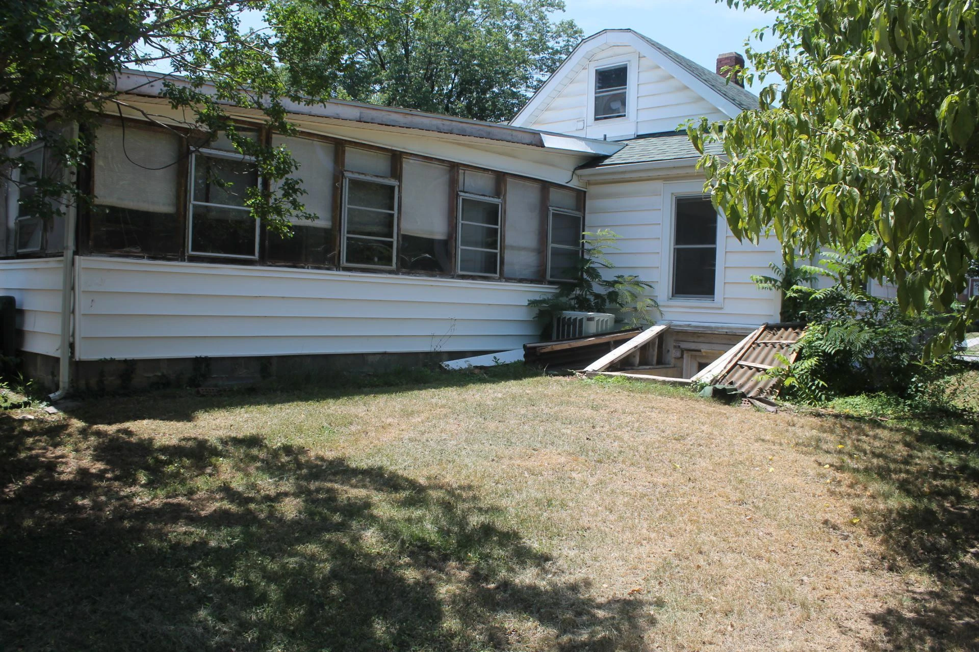 234 Chestnut ST - Photo 4