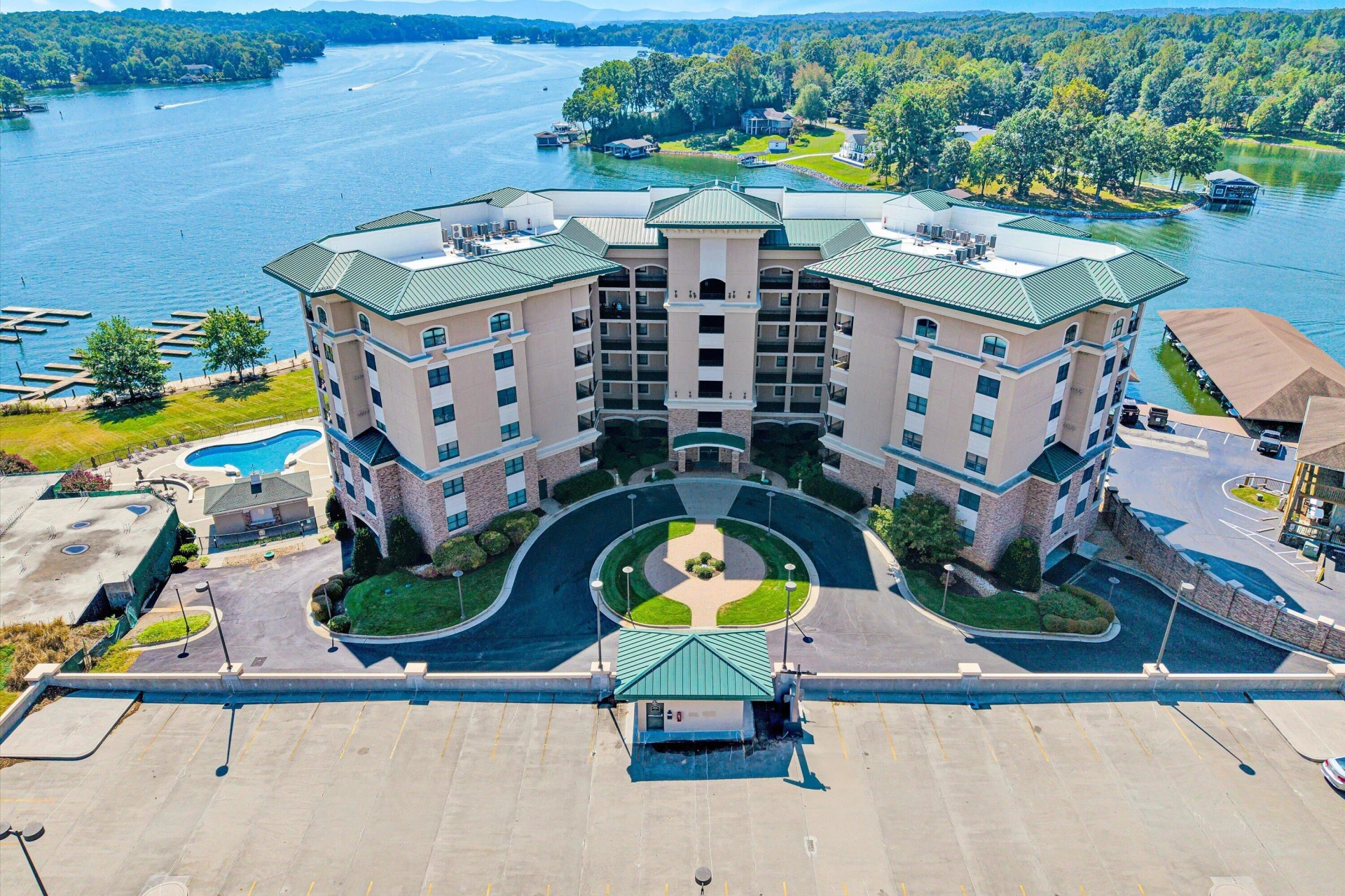 100 Bridgewater Pointe PL #UNIT 101