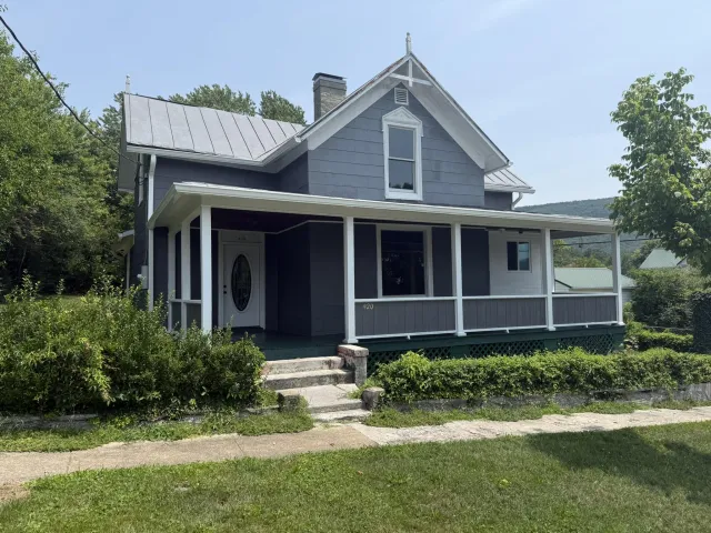 420 C ST, Clifton Forge, VA, 24422
