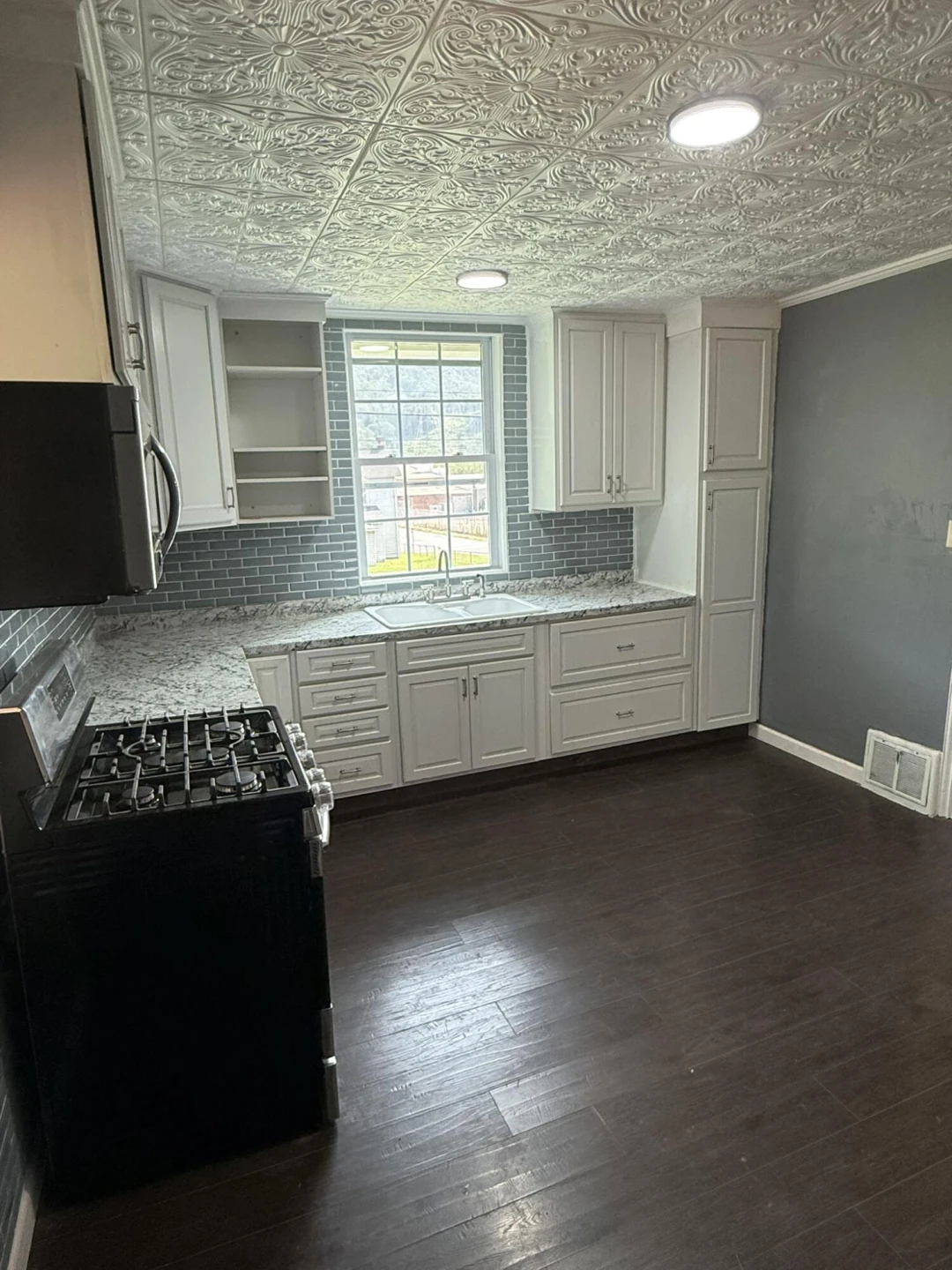 420 C ST - Photo 18