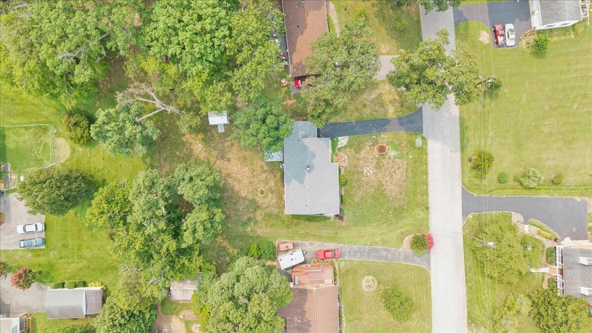 1544 Newton CIR - Photo 46