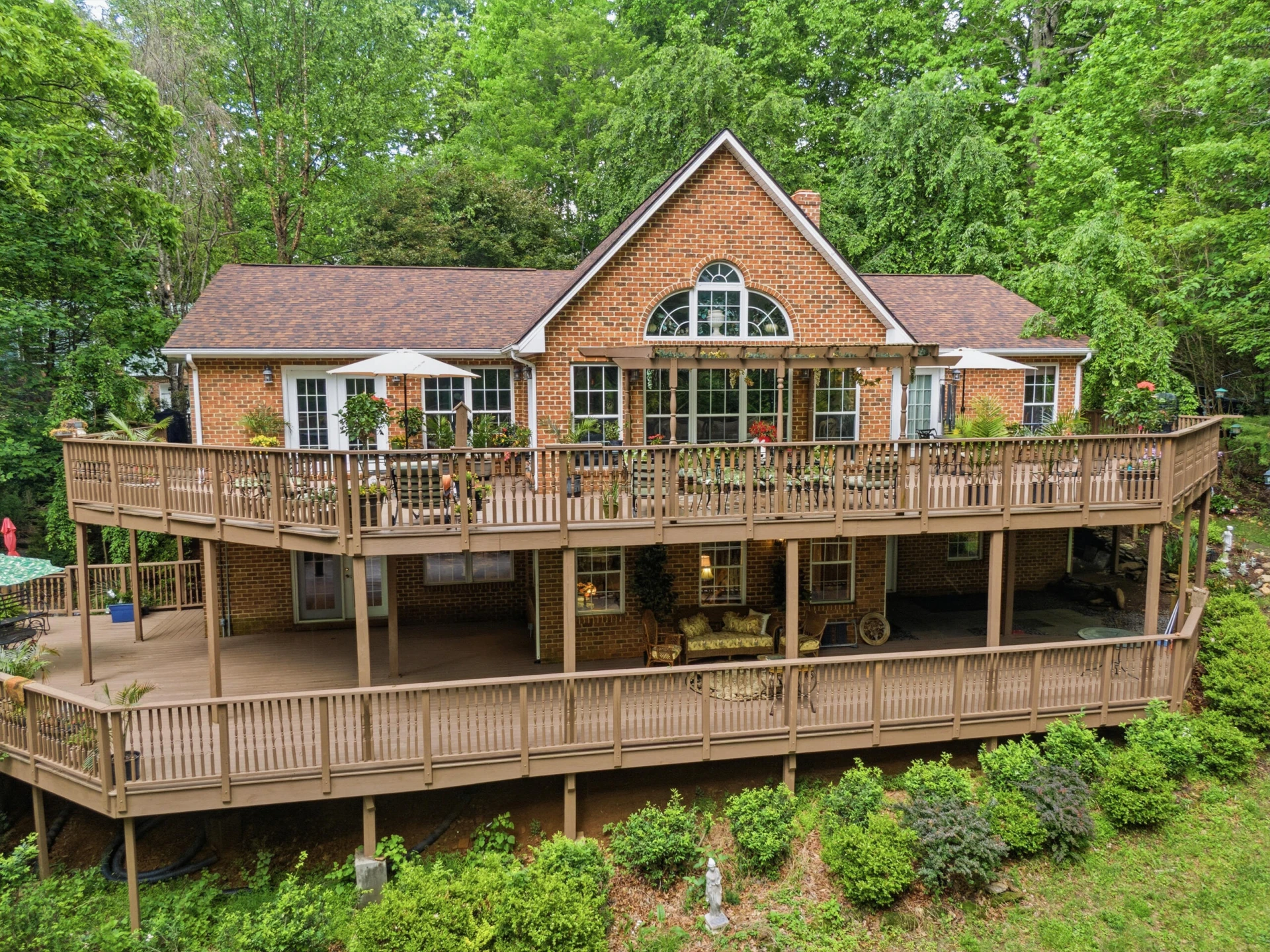 157 Burkes Hollow RD SW