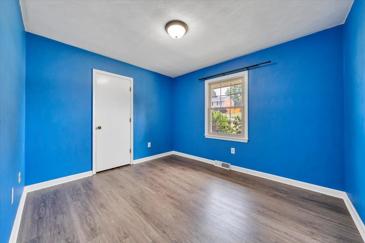 621 Bonnie LN - Photo 25