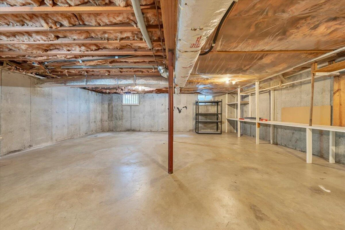621 Bonnie LN - Photo 29
