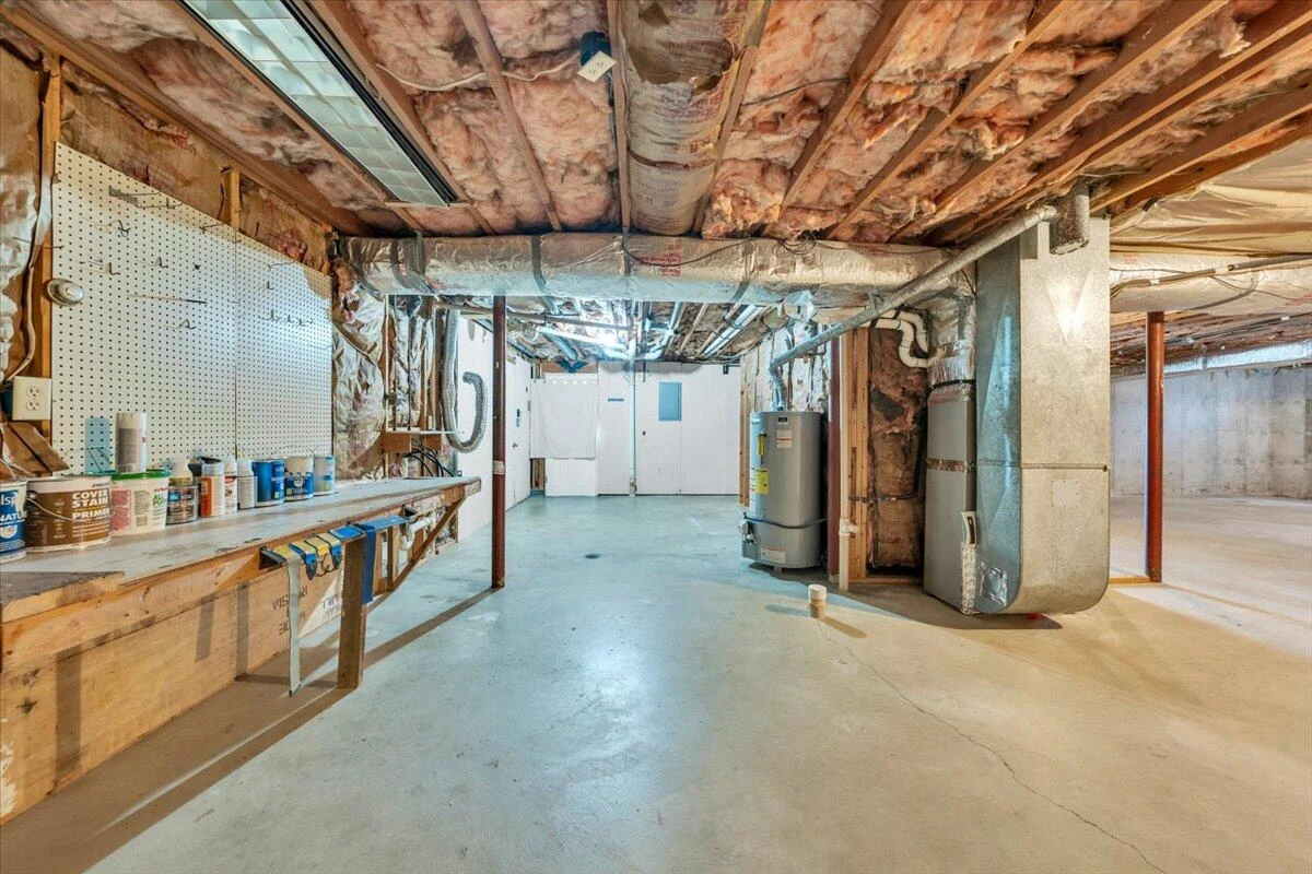 621 Bonnie LN - Photo 32