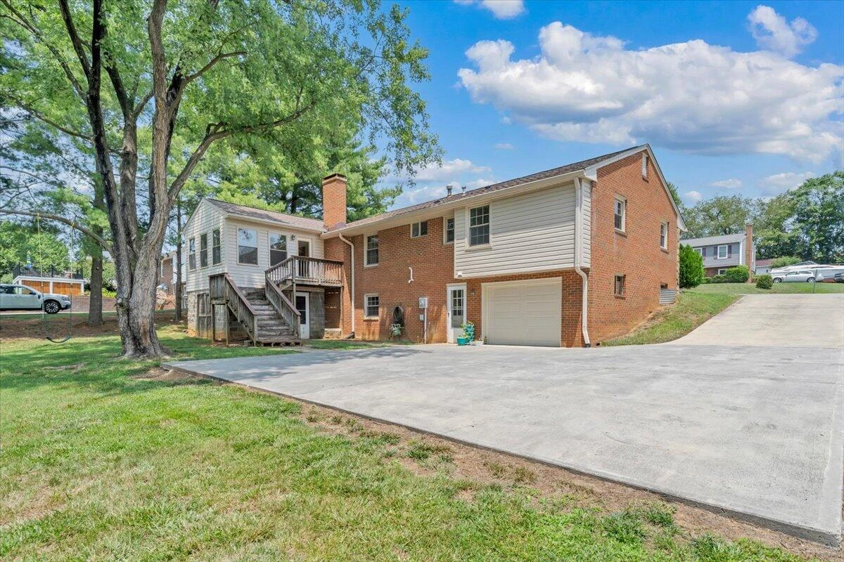 621 Bonnie LN - Photo 41