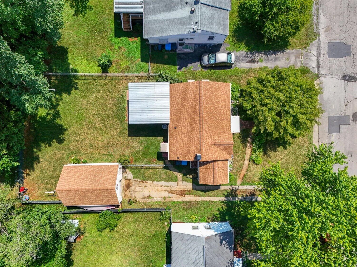 2527 Averett ST NW - Photo 26