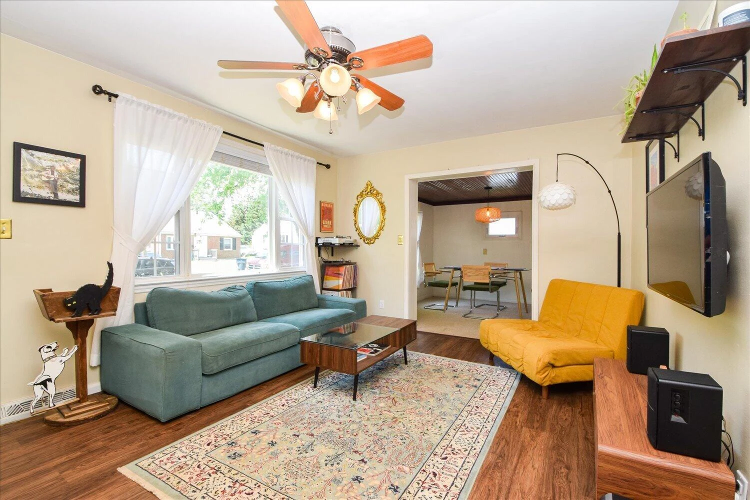 2527 Averett ST NW - Photo 6