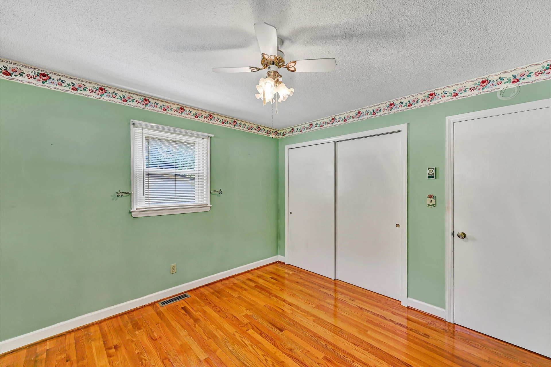 4120 Mount Olivet RD - Photo 14