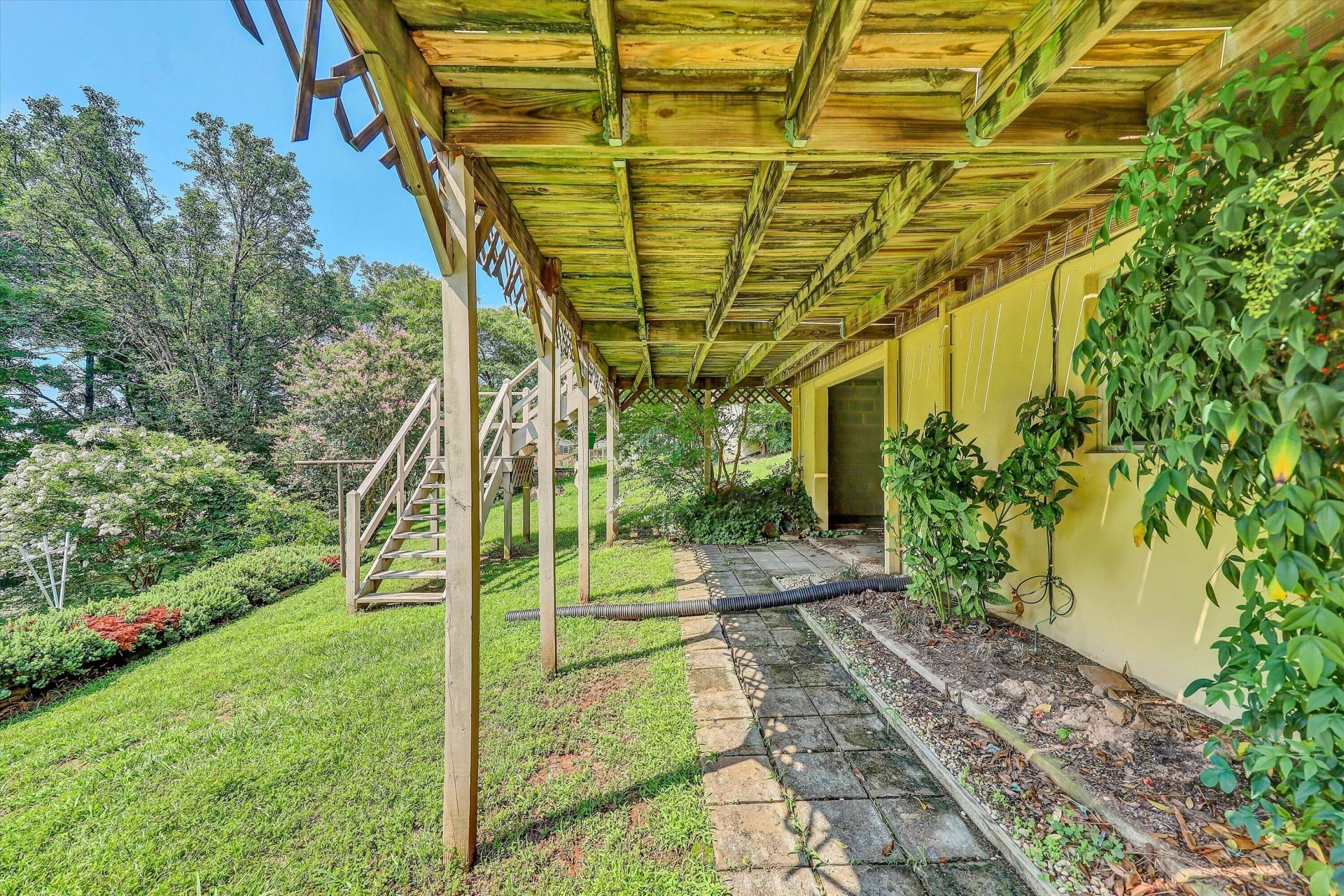 4120 Mount Olivet RD - Photo 21