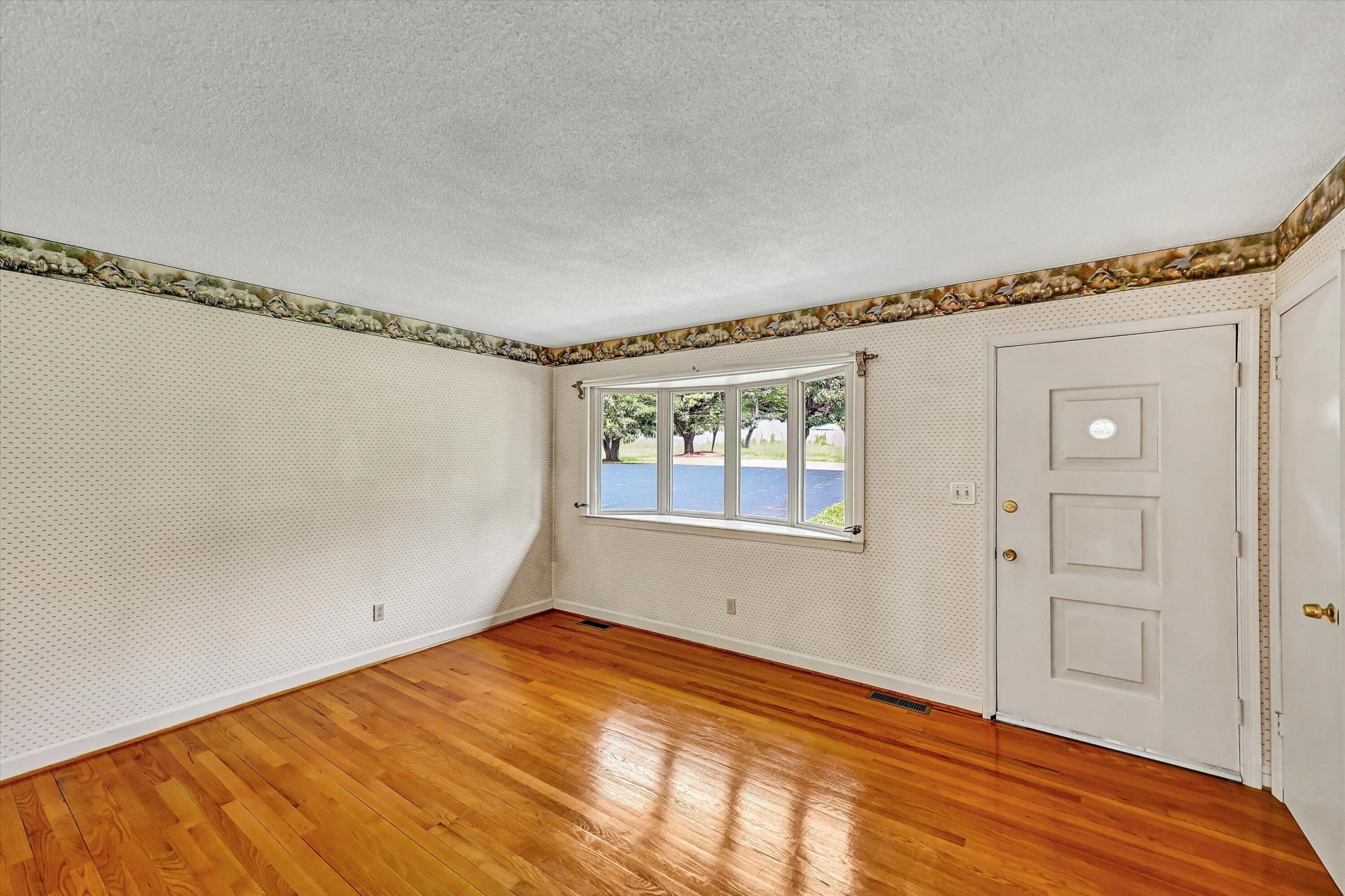 4120 Mount Olivet RD - Photo 4
