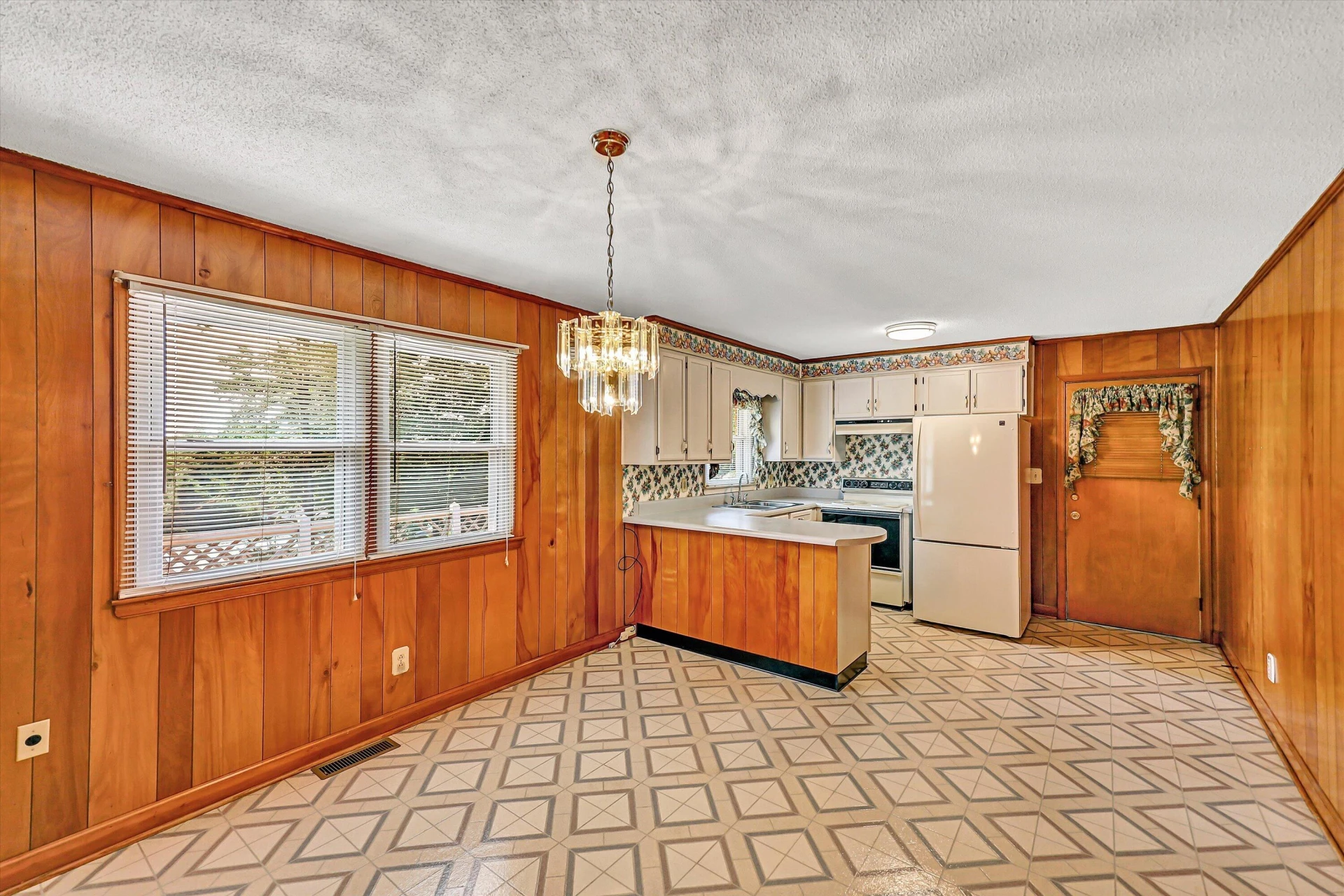 4120 Mount Olivet RD - Photo 7