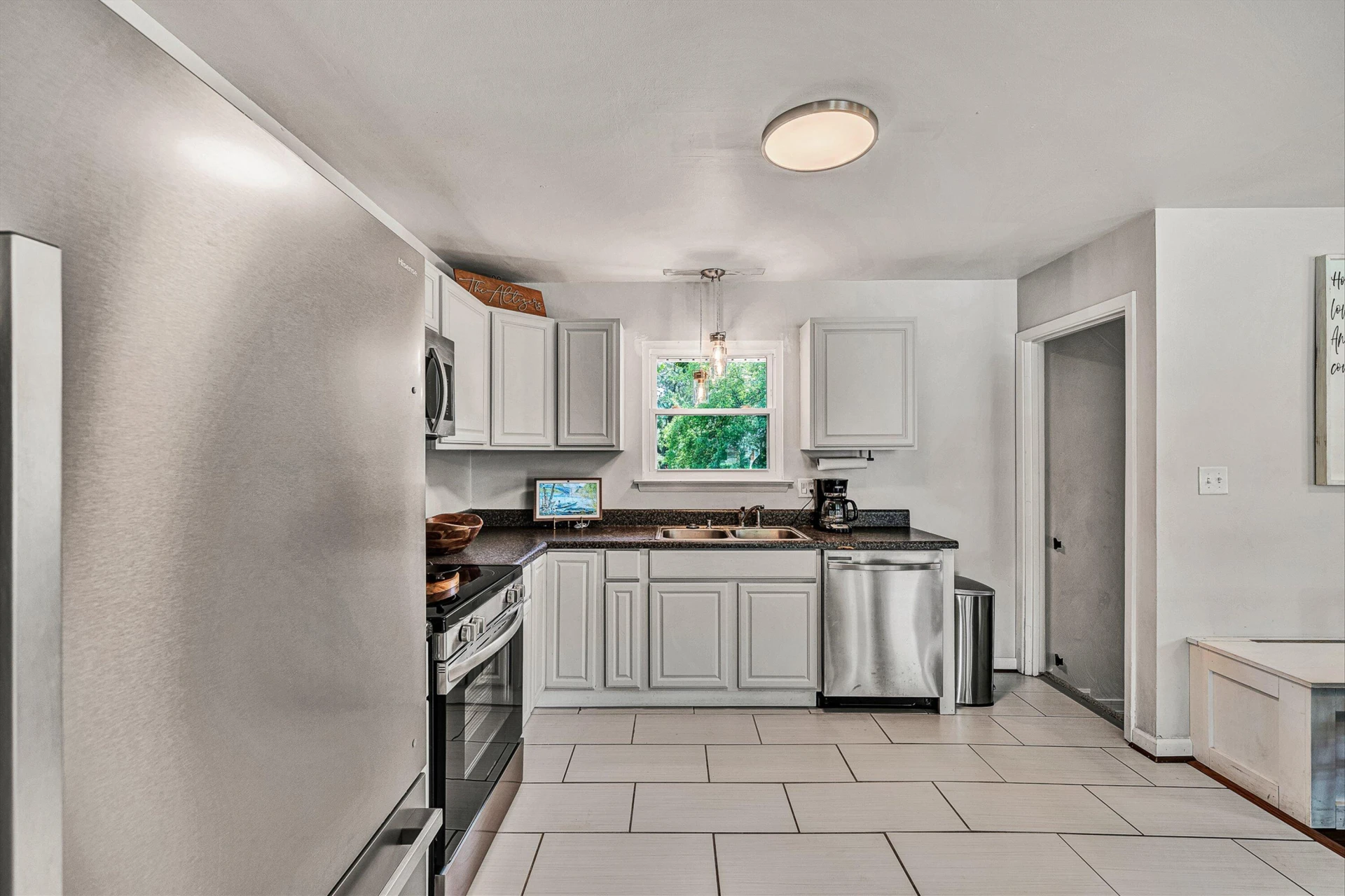 516 Olney RD - Photo 9