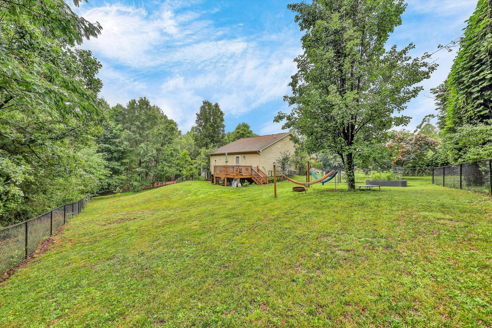 123 PEBBLE RD - Photo 32