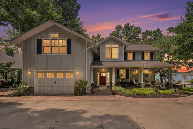 103 Bluebird CT, Huddleston, VA, 24104