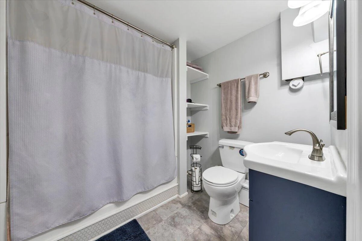 4716 Long Acre DR NE - Photo 27