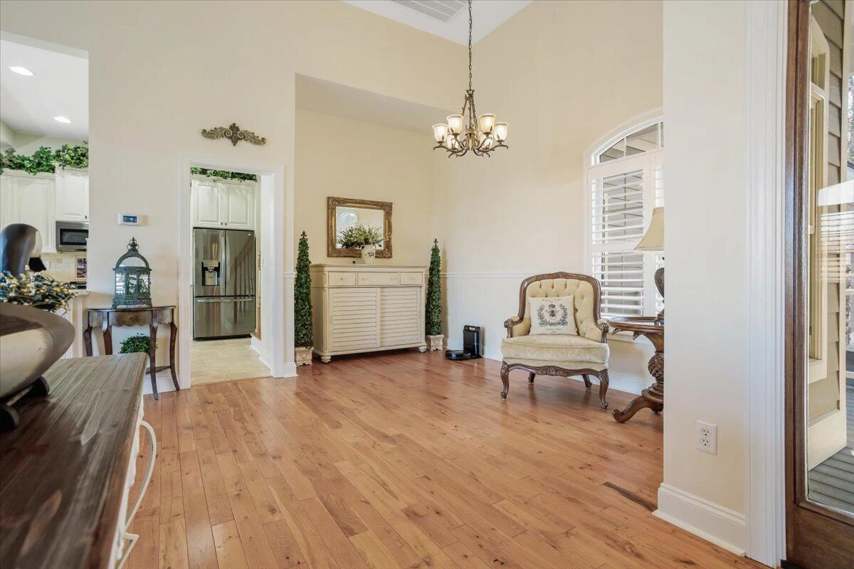 5540 Carons View LN - Photo 17