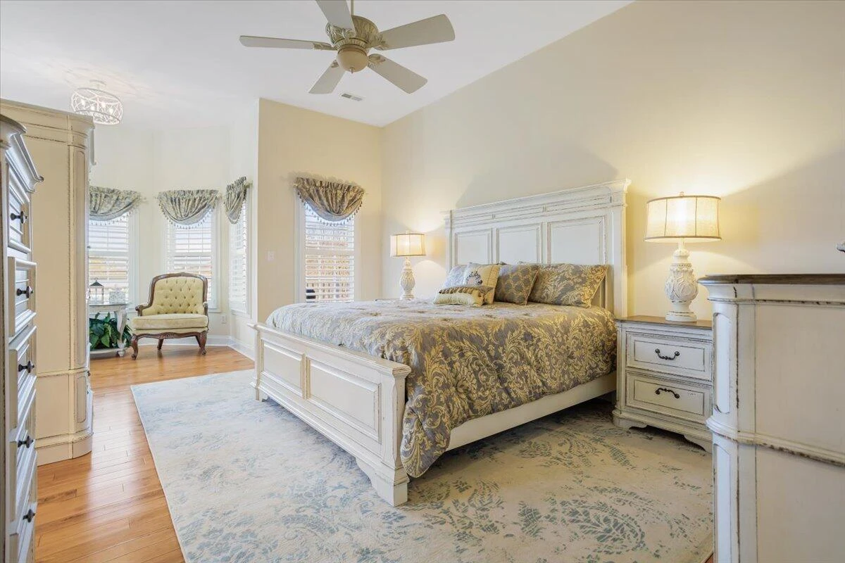 5540 Carons View LN - Photo 9