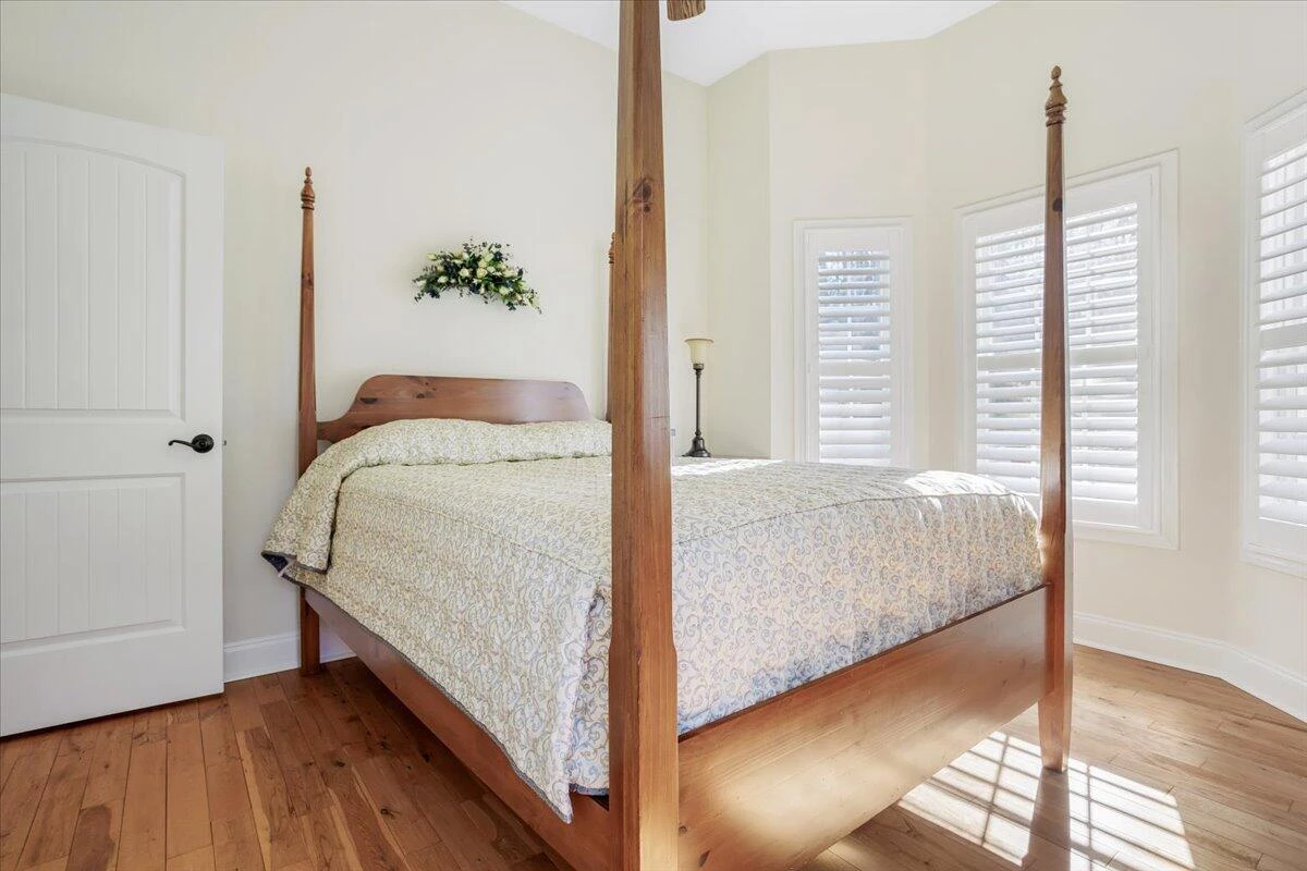 5540 Carons View LN - Photo 37