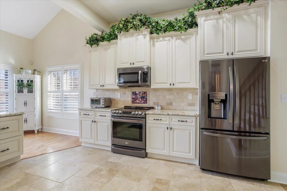 5540 Carons View LN - Photo 6