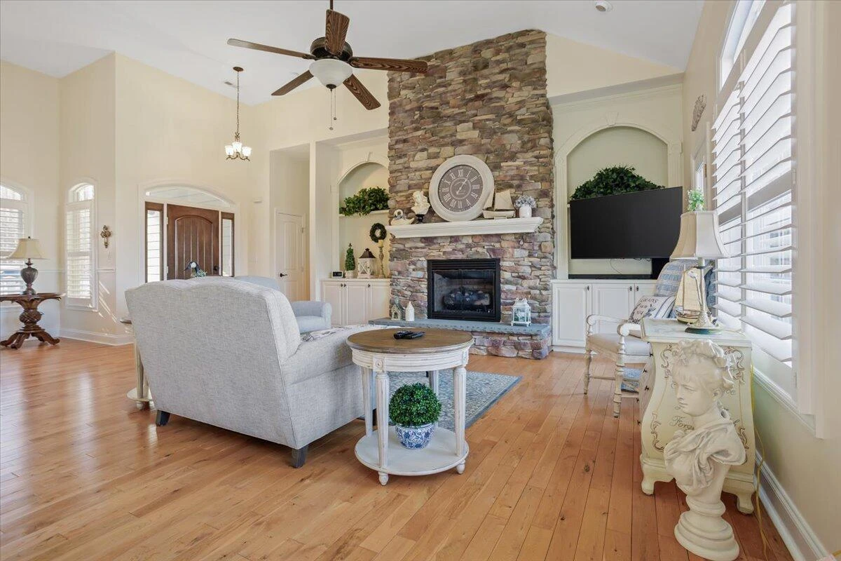 5540 Carons View LN - Photo 7