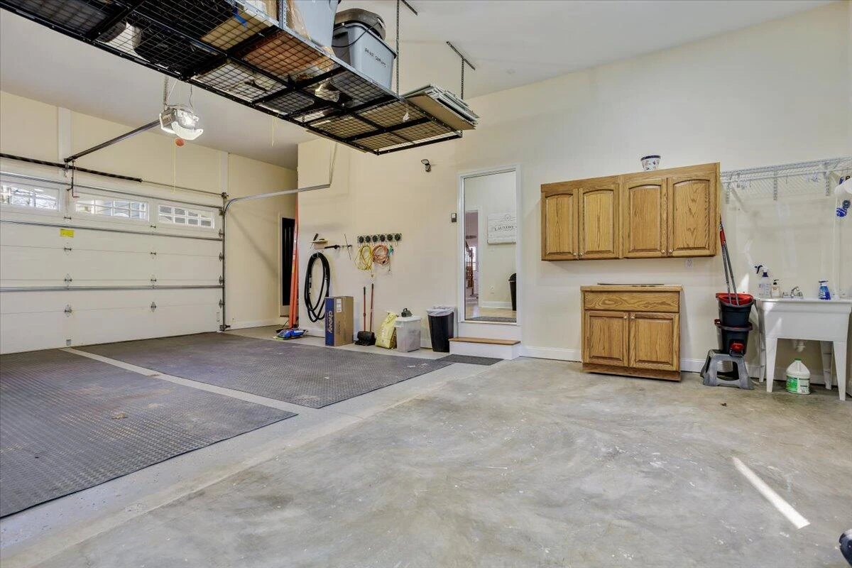 5540 Carons View LN - Photo 54