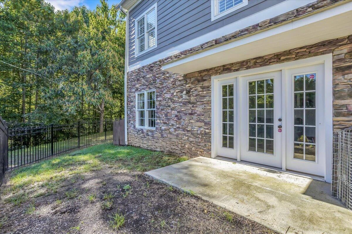 5540 Carons View LN - Photo 59