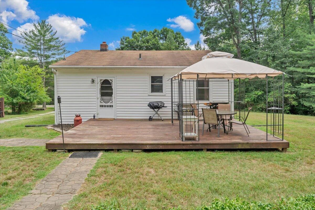 2896 Loch Haven DR - Photo 16