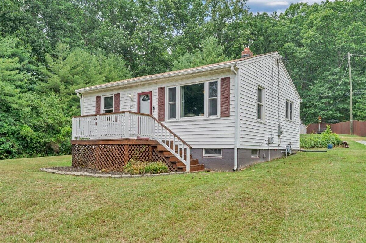 2896 Loch Haven DR - Photo 2