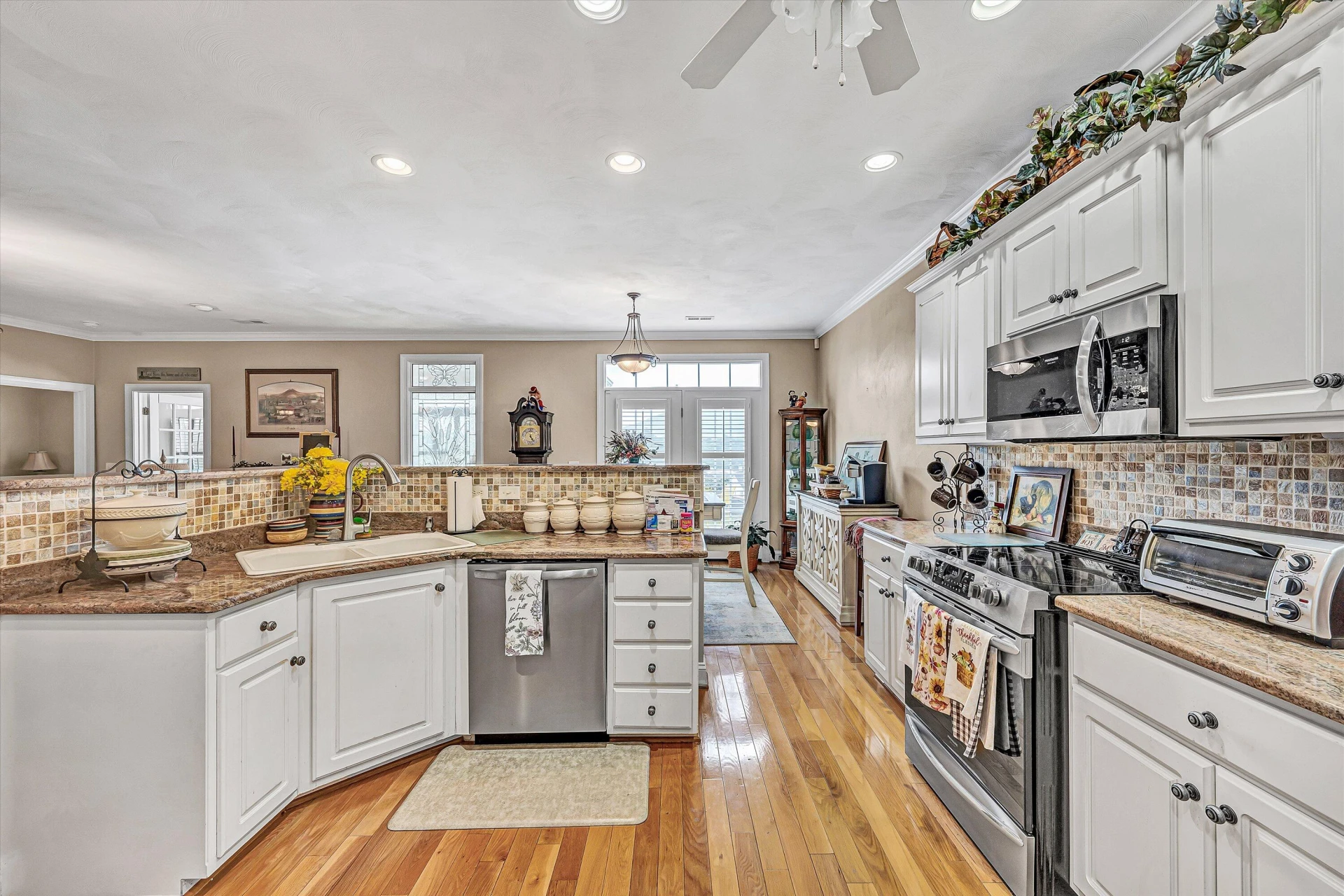 727 South Battery DR - Photo 15