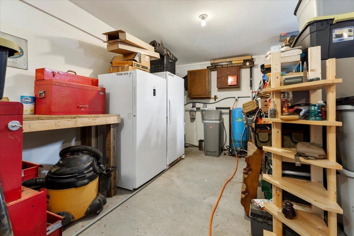 4549 Robinson Tract RD - Photo 36