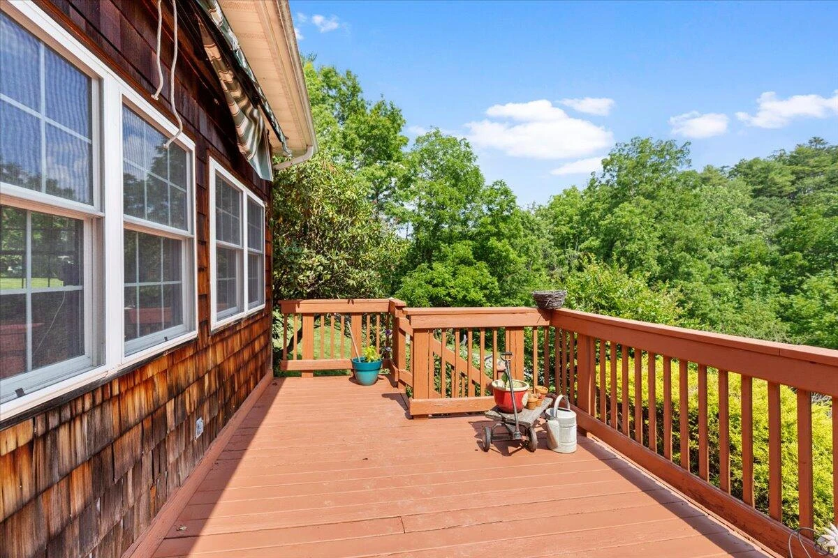 4549 Robinson Tract RD - Photo 39