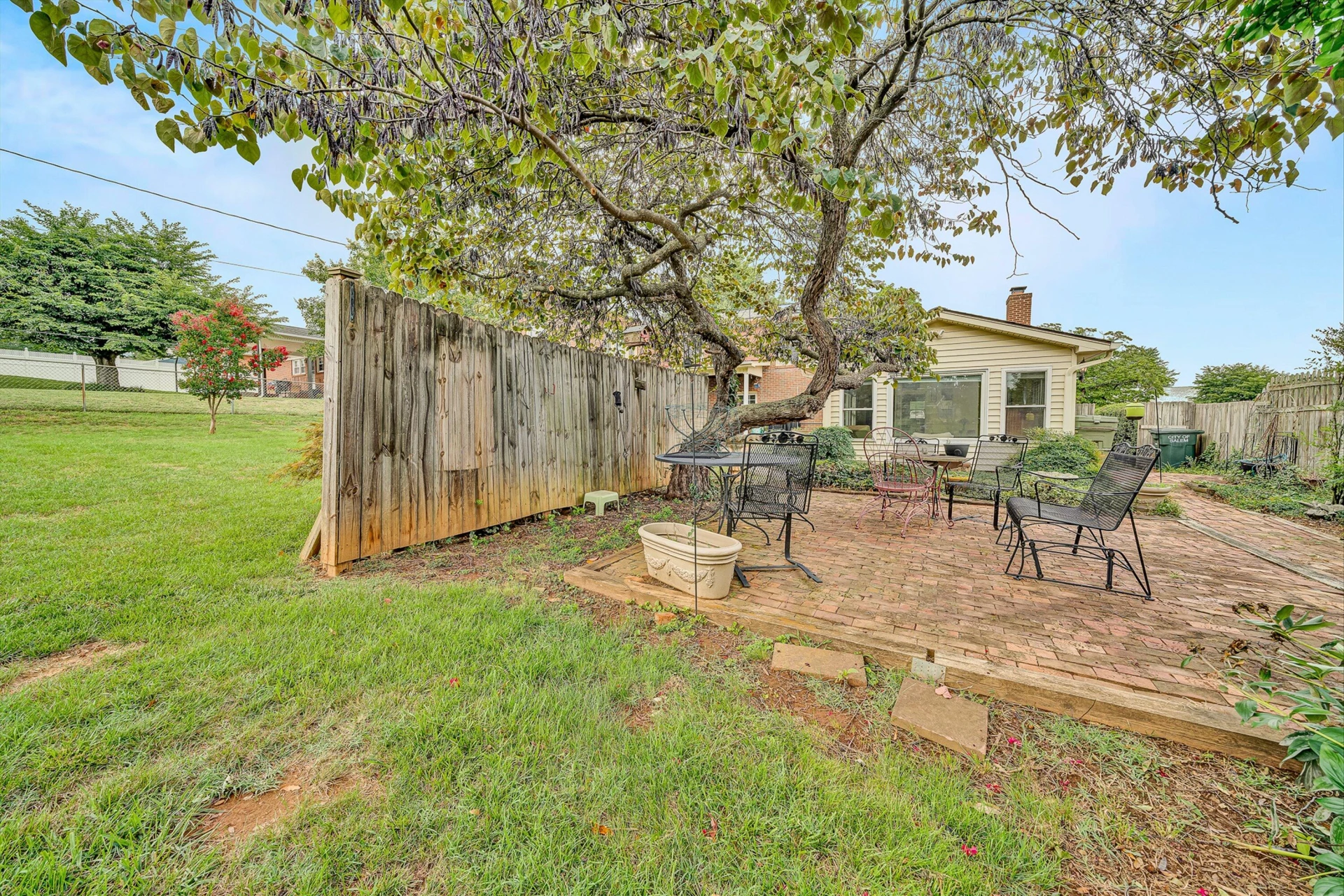 125 Keesling AVE - Photo 50