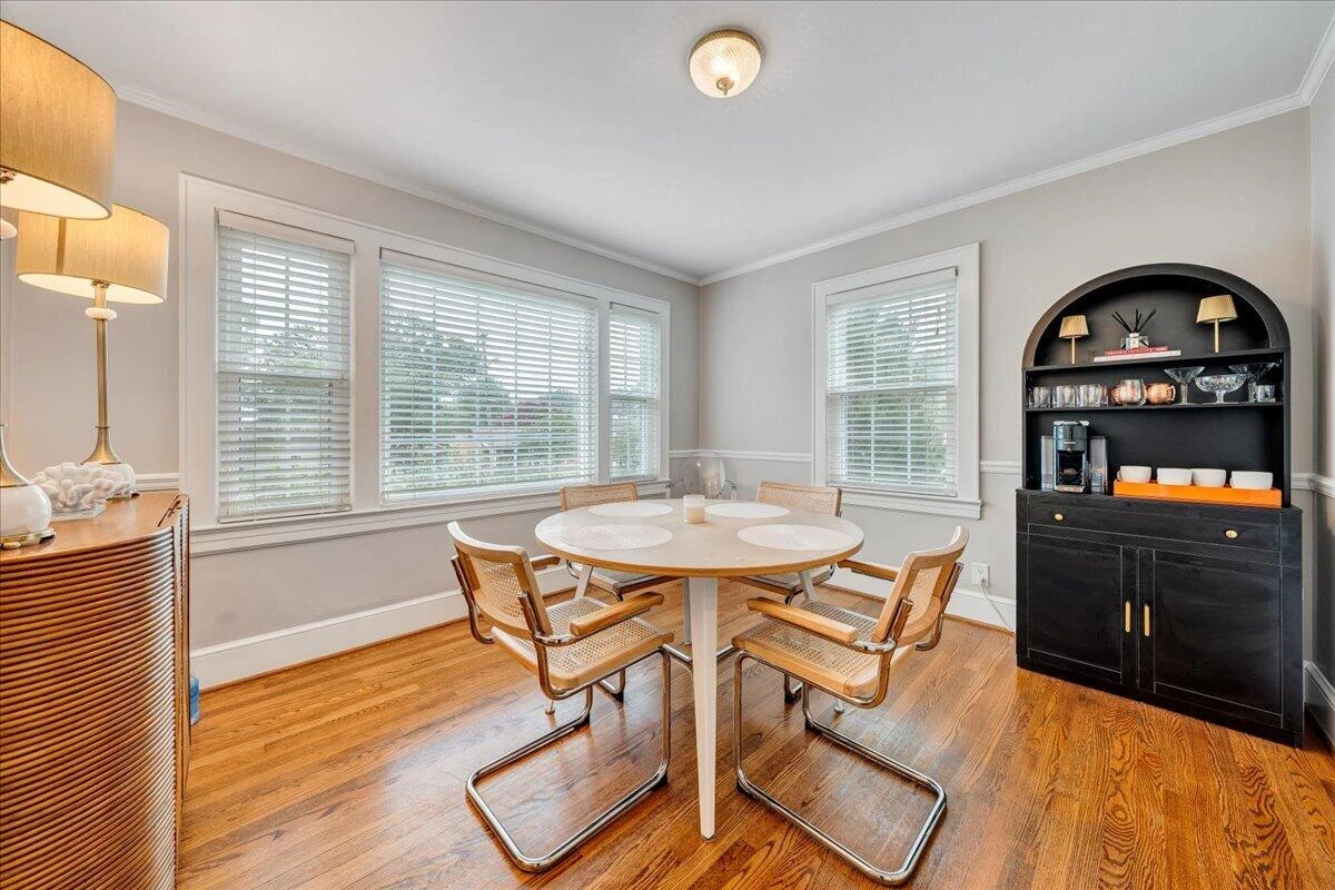 27 Hawthorn RD - Photo 11