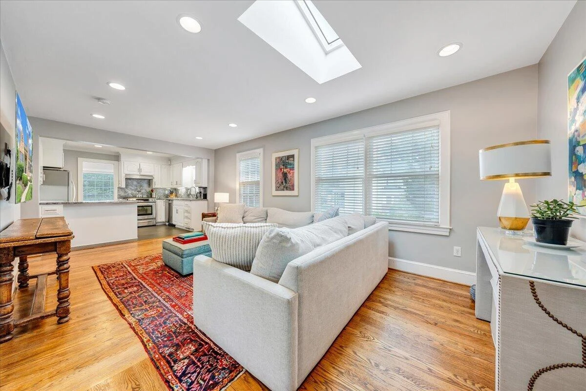 27 Hawthorn RD - Photo 18