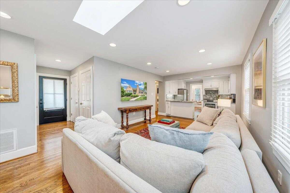 27 Hawthorn RD - Photo 19