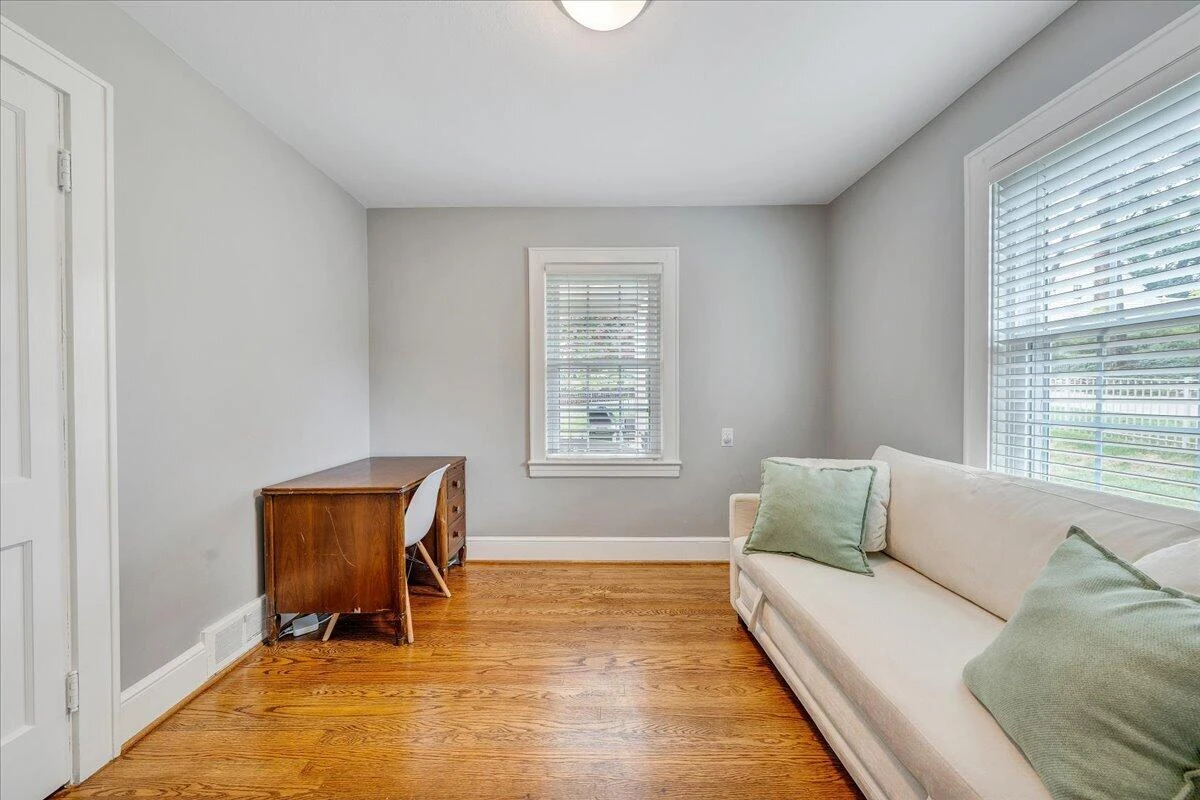 27 Hawthorn RD - Photo 27