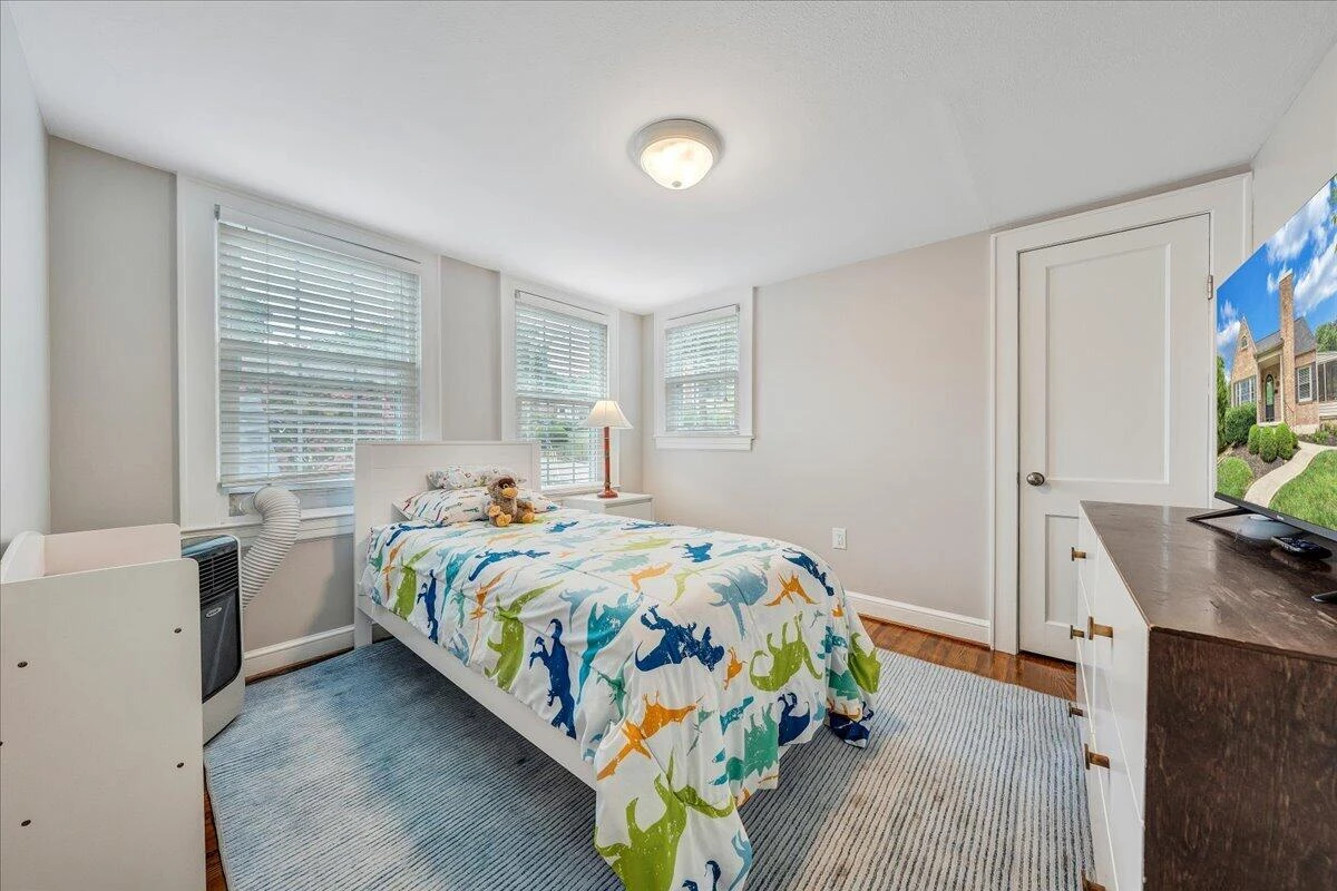 27 Hawthorn RD - Photo 33