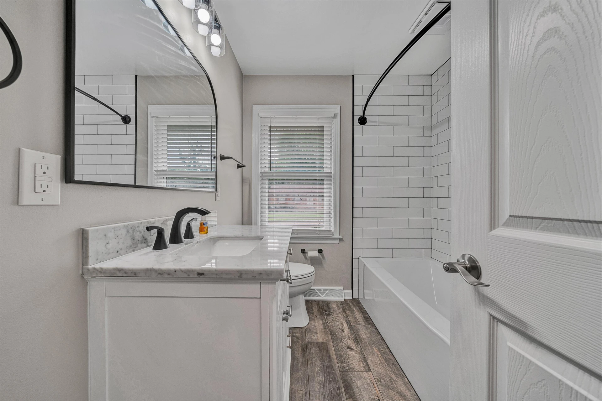 125 Verndale DR - Photo 6