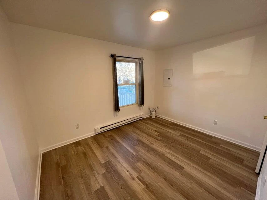 1622 Salem AVE SW - Photo 4
