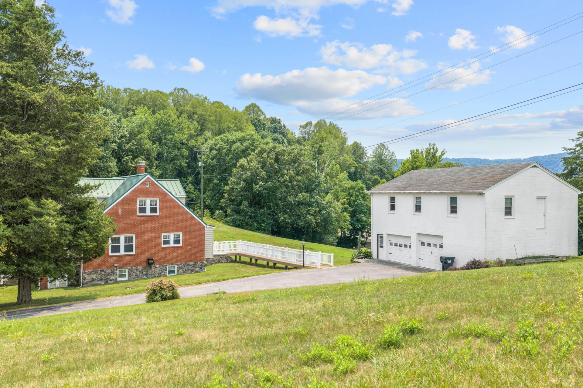 77 Mountain Pass RD - Photo 2
