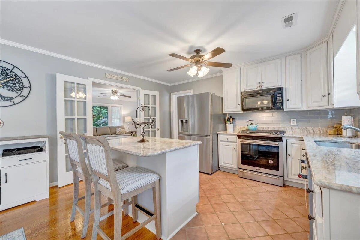1903 Maylin DR - Photo 12