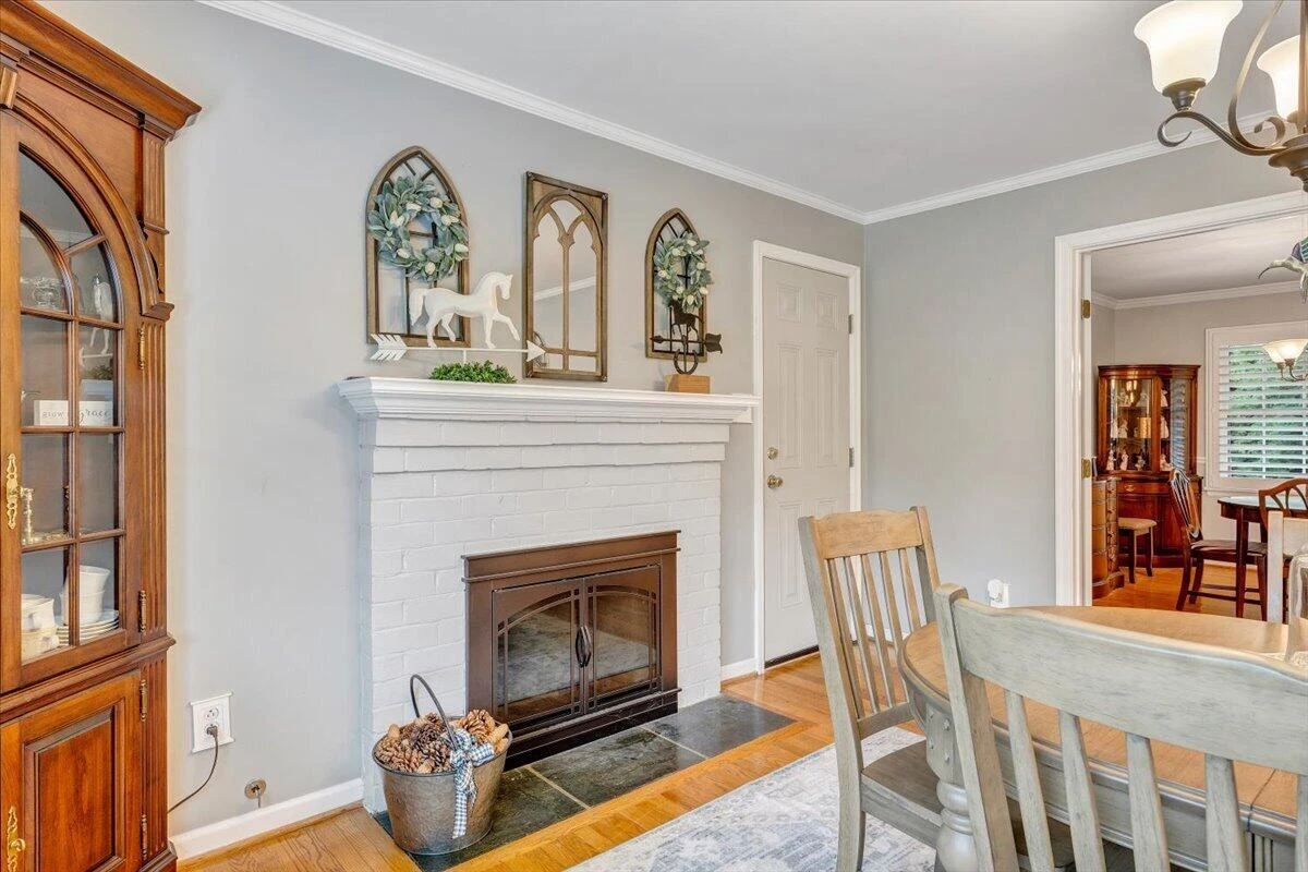 1903 Maylin DR - Photo 17